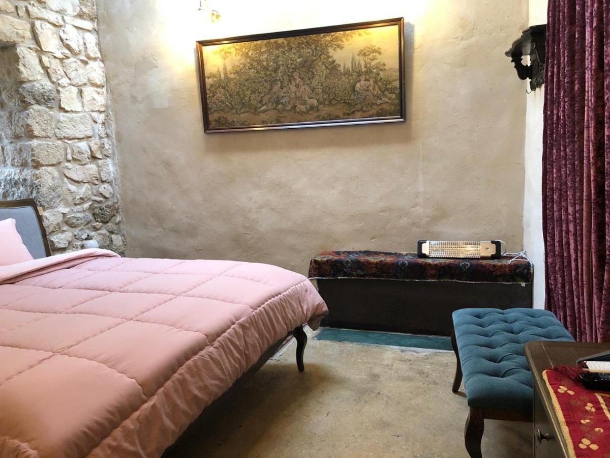 Chateau Du Roi Mi'ilya Exteriör bild
